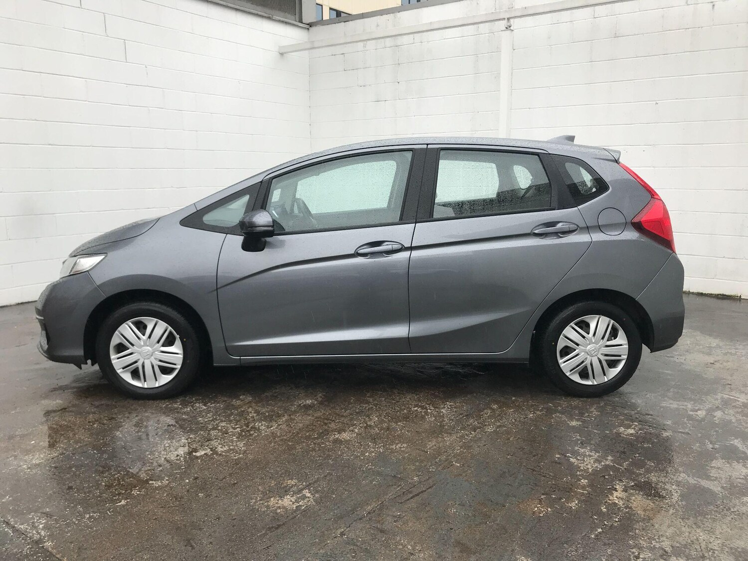 Used Honda Jazz 2018 for sale - 78108211: Photo 9