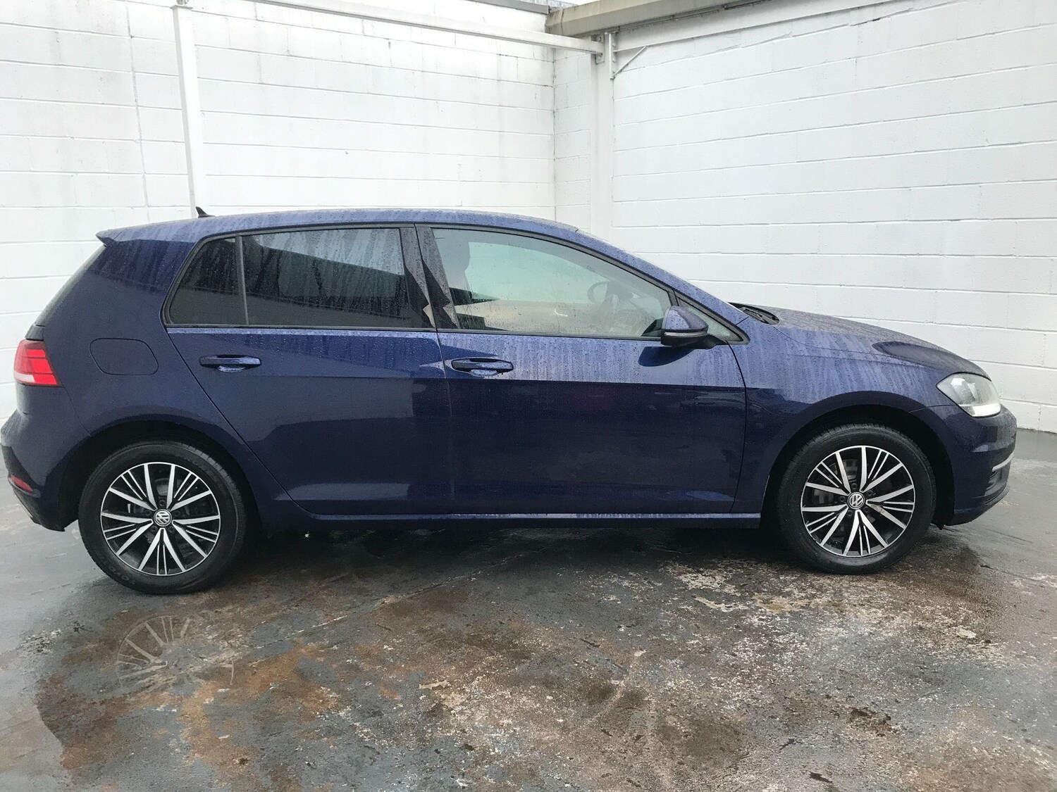 Used Volkswagen Golf 2018 for sale - 77489950: Photo 9