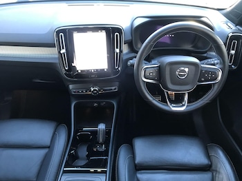 Used Volvo XC40 2021 for sale - 77136046: Photo