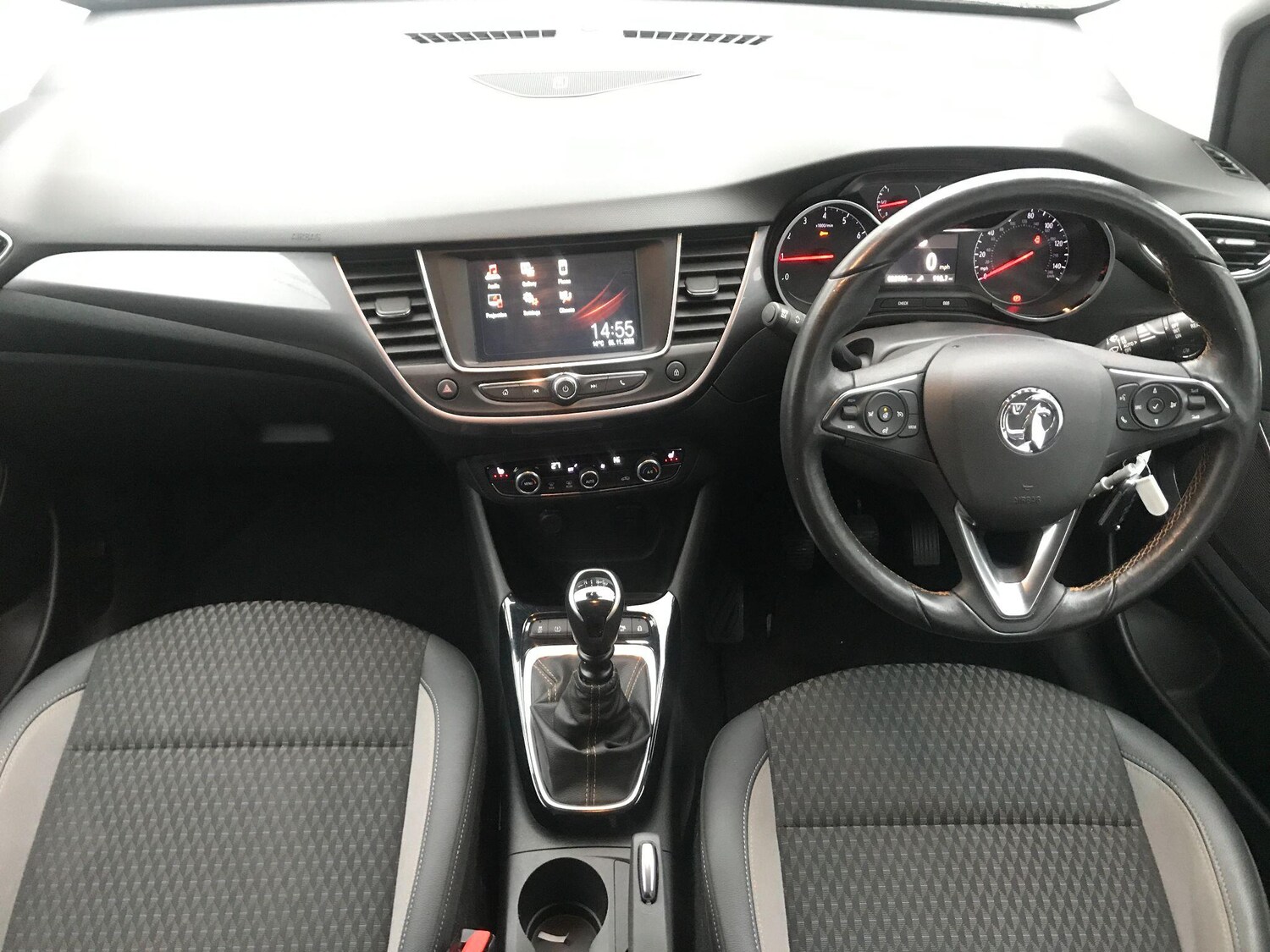 Used Vauxhall Crossland X 2019 for sale - 76673351: Photo 2
