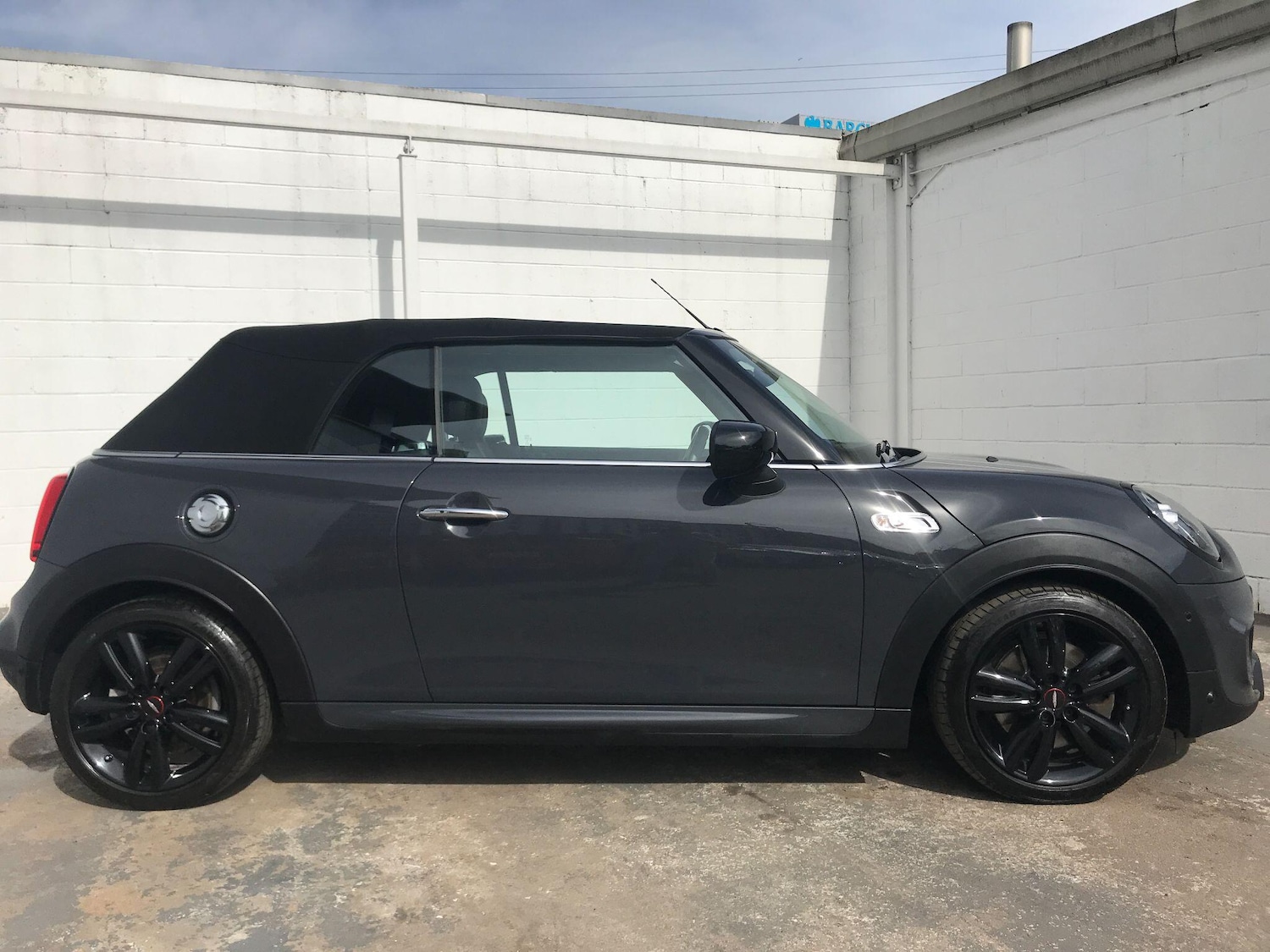 Used MINI Convertible 2021 for sale - 78206897: Photo 4