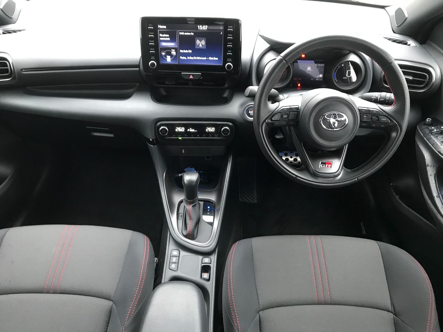 Used Toyota Yaris 2023 for sale - 77528681: Photo 2