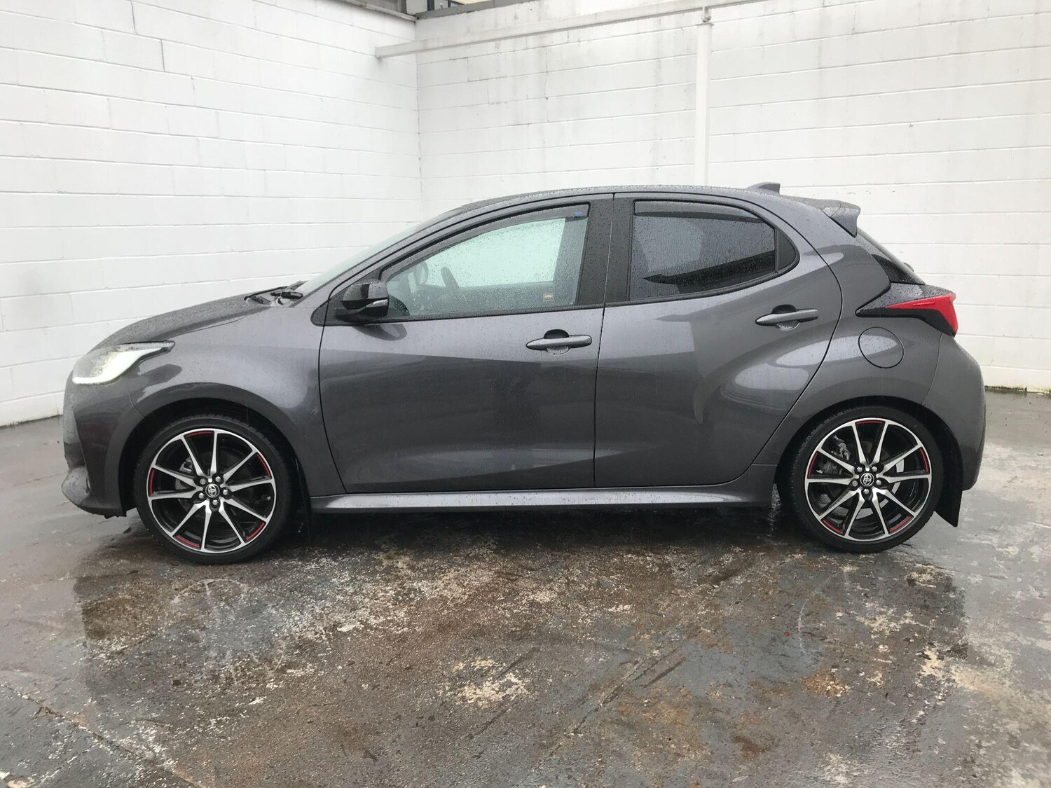 Used Toyota Yaris 2023 for sale - 77528681: Photo 9