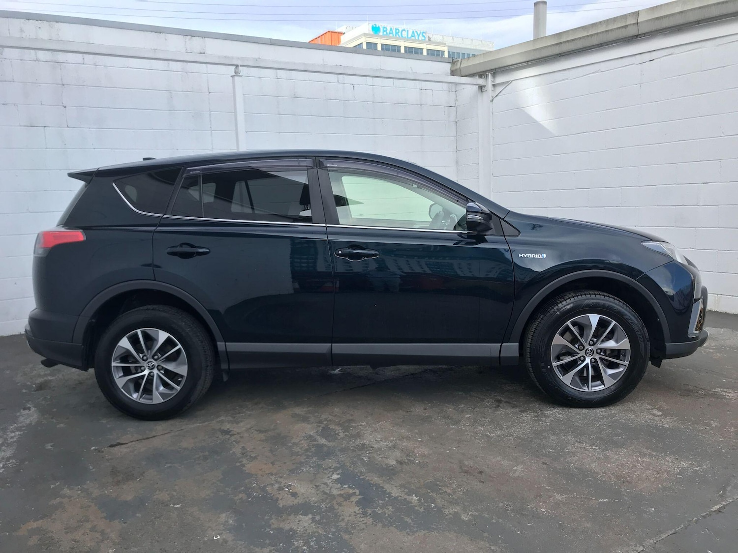 Used Toyota RAV4 2018 for sale - 78151925: Photo 9