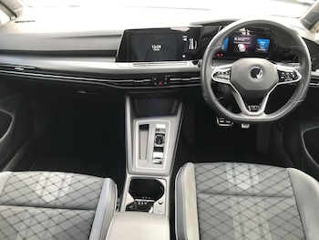 Used Volkswagen Golf 2021 for sale - 77901502: Photo