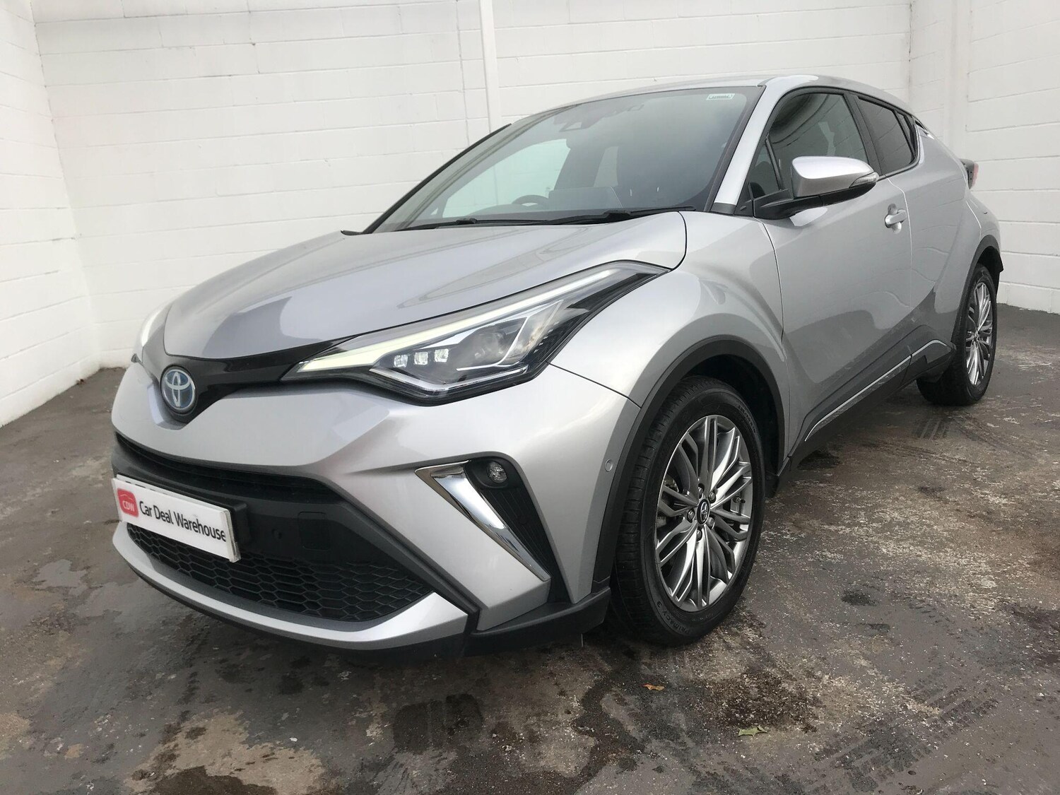 Used Toyota C-HR 2023 for sale - 76676034: Photo 4