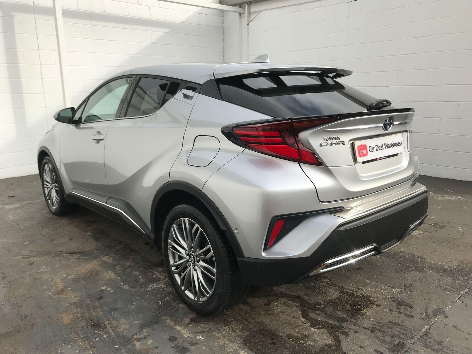 Used Toyota C-HR 2023 for sale - 76676034: Photo 5