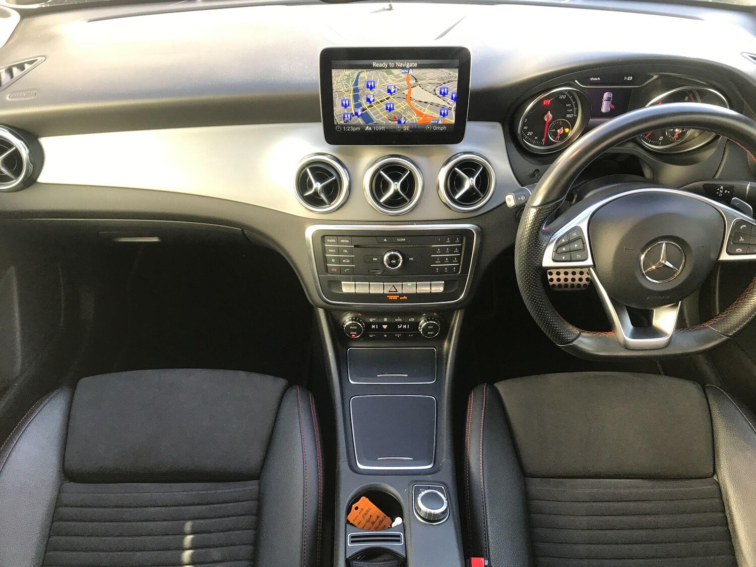 Used Mercedes-Benz GLA 2018 for sale - 76673567: Photo 2