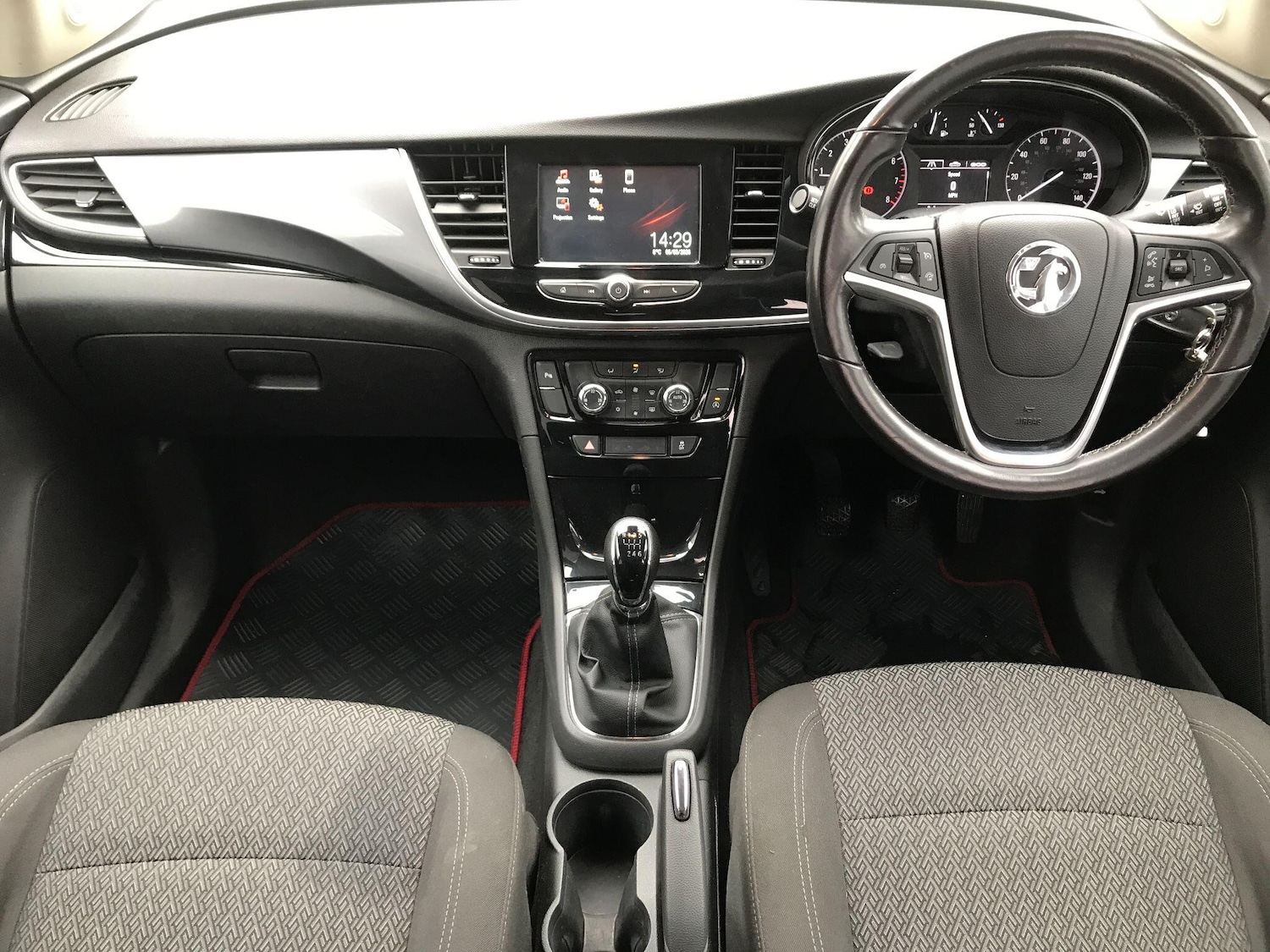 Used Vauxhall Mokka X 2018 for sale - 77775079: Photo 2