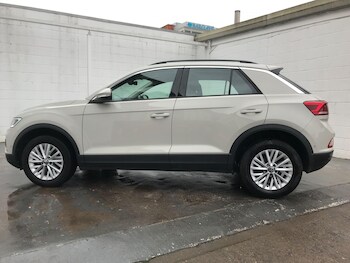 Used Volkswagen T-Roc 2022 for sale - 77872029: Photo