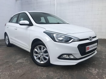Used Hyundai i20 2017 for sale - 78190144: Photo