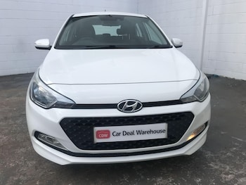 Used Hyundai i20 2017 for sale - 78190144: Photo