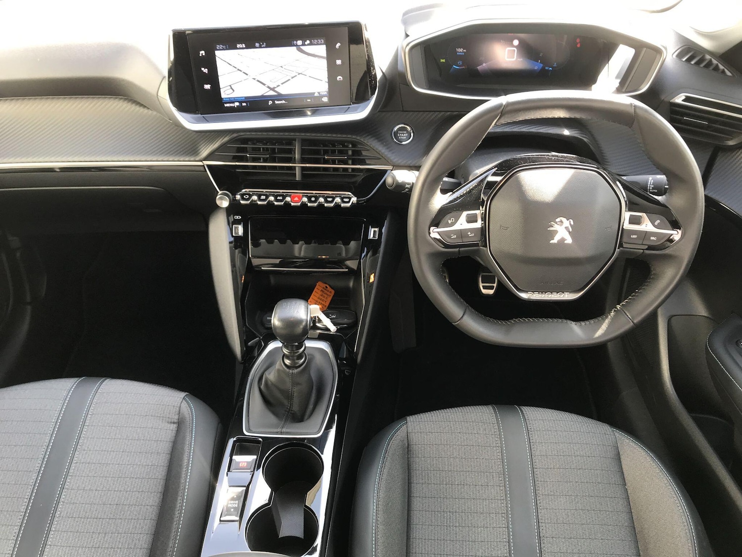 Used Peugeot 208 2023 for sale - 77988503: Photo 2