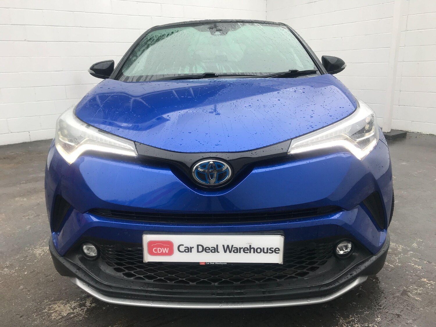Used Toyota C-HR 2017 for sale - 76673541: Photo 3