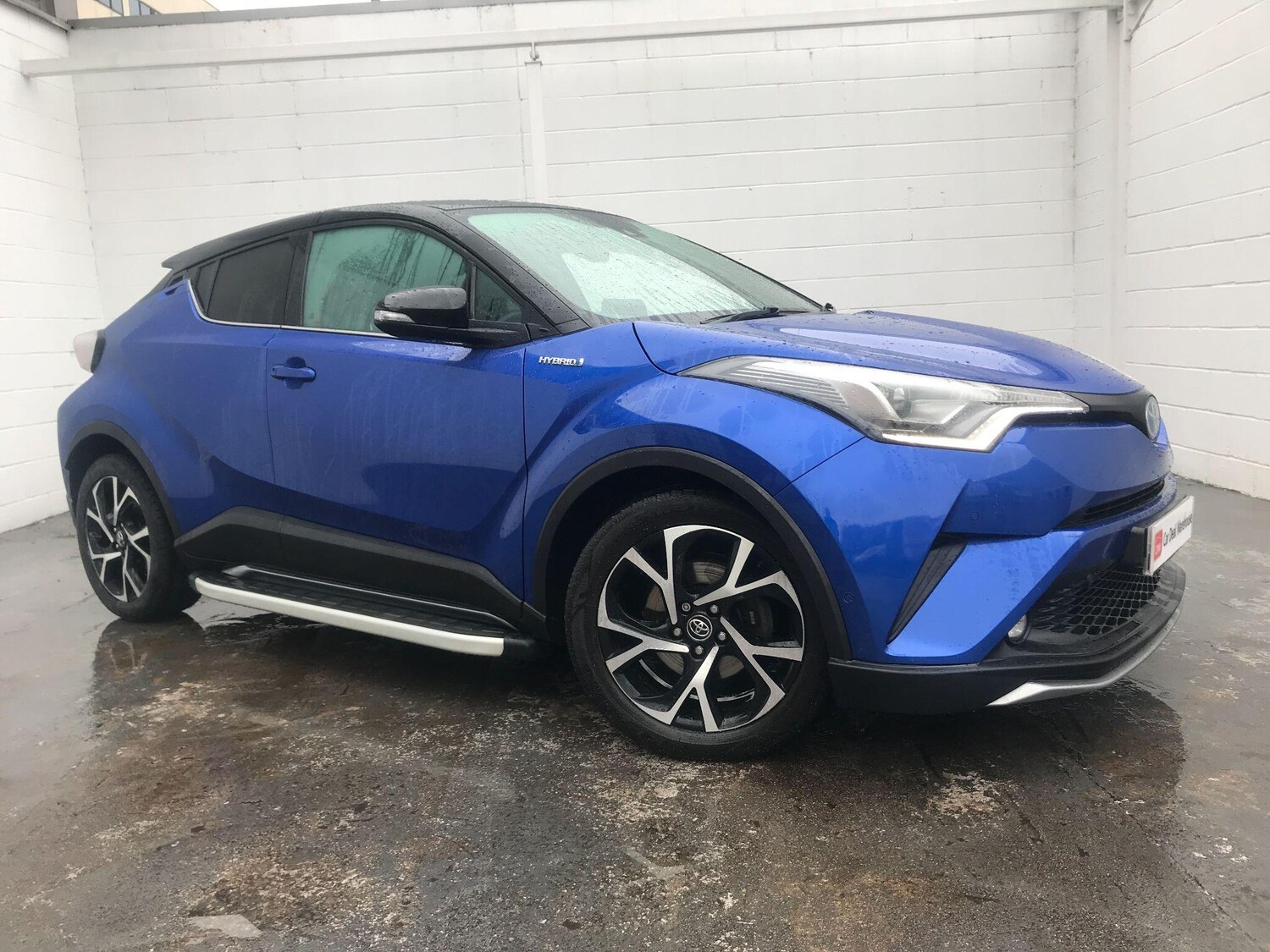Used Toyota C-HR 2017 for sale - 76673541: Photo 7