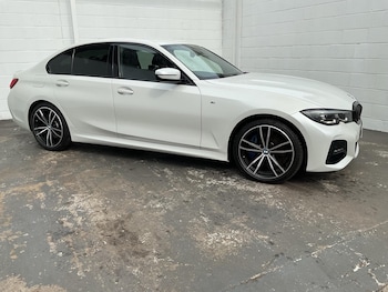 Used BMW 3 Series 2021 for sale - 76680984: Photo