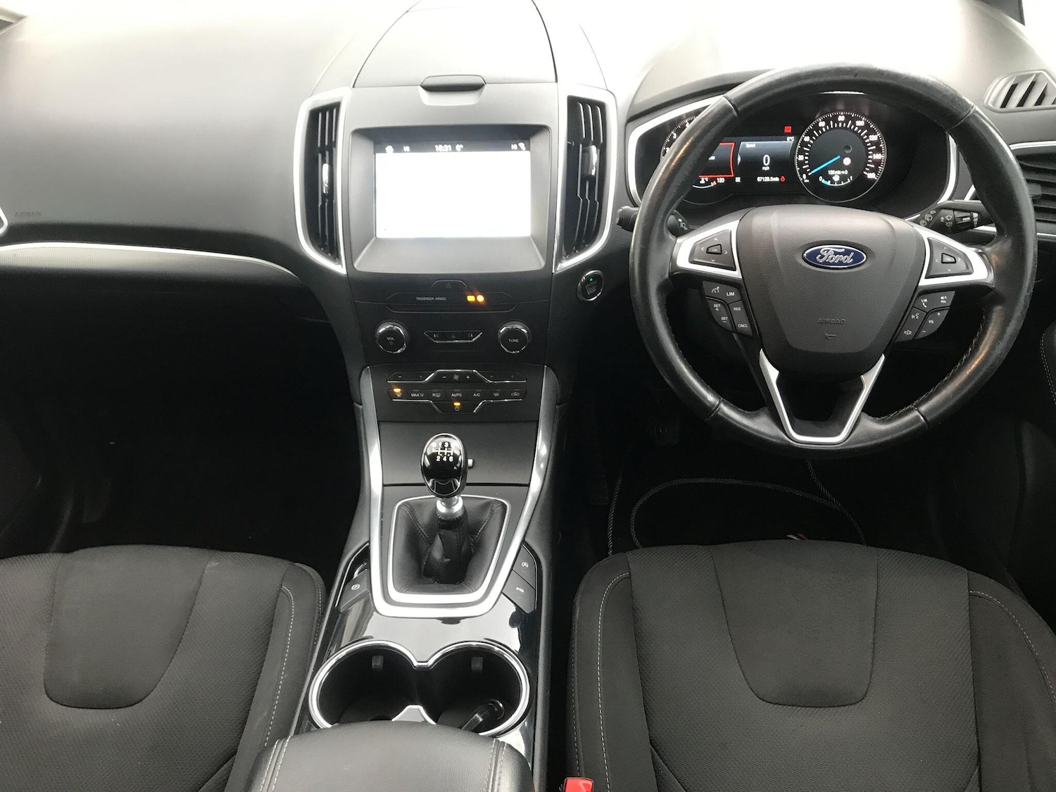 Used Ford S-Max 2018 for sale - 77650210: Photo 2