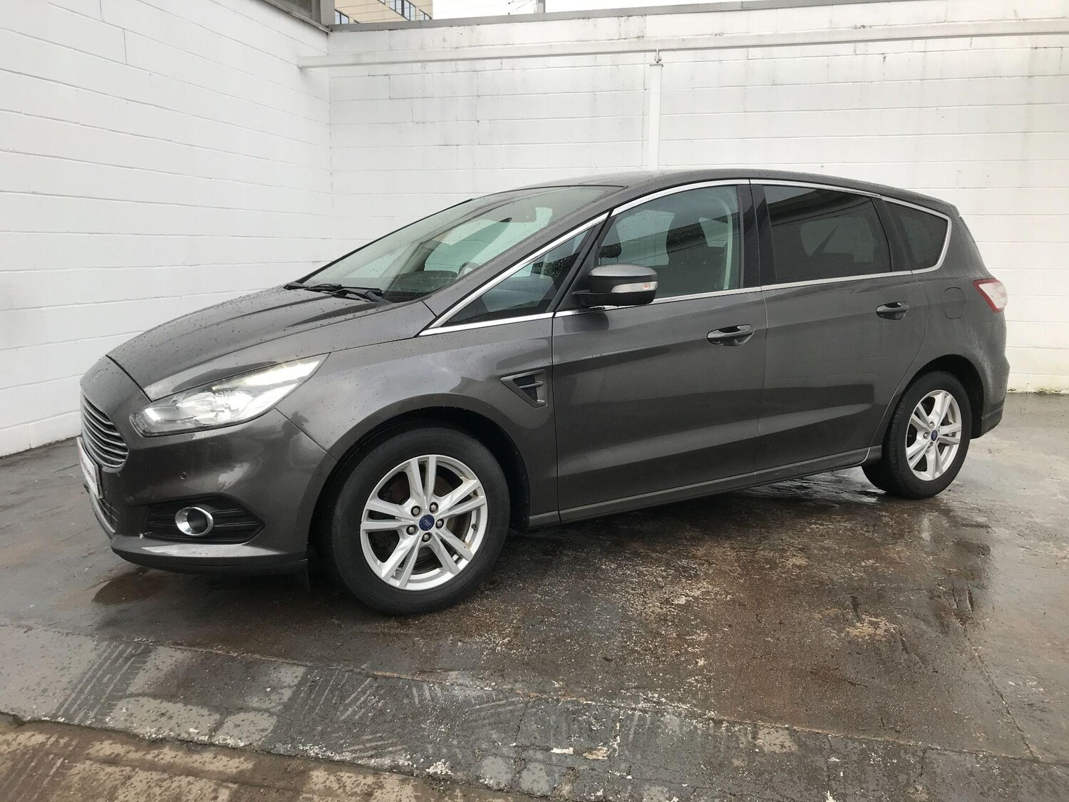 Used Ford S-Max 2018 for sale - 77650210: Photo 8