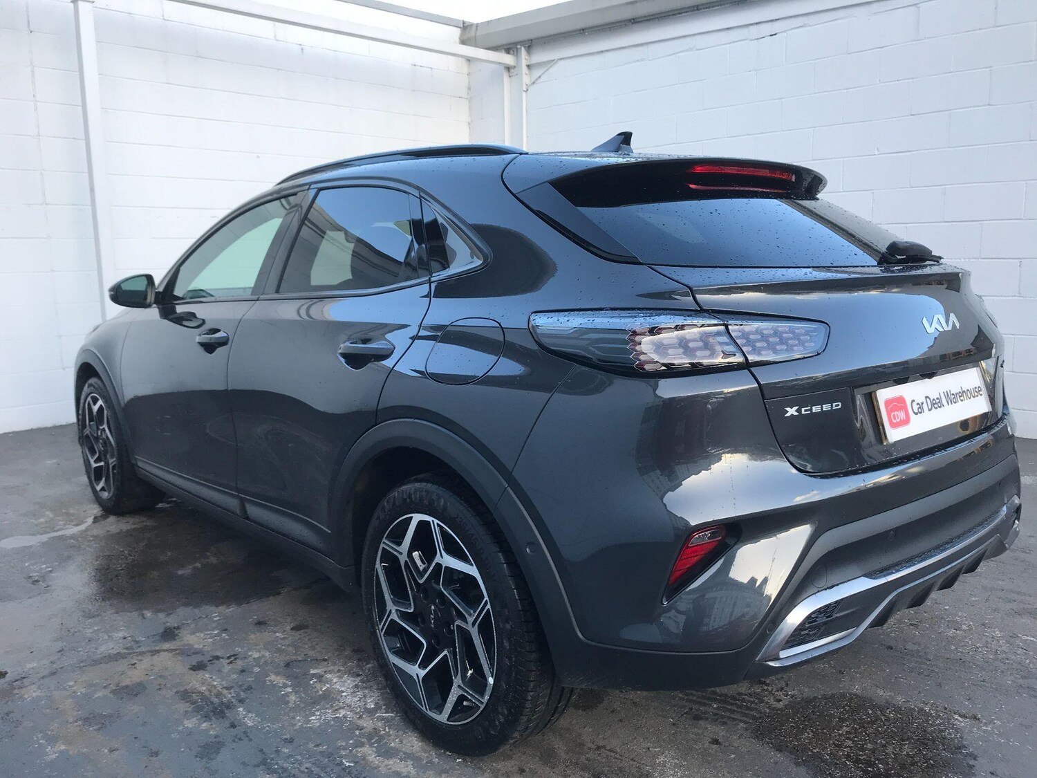 Used Kia XCeed 2023 for sale - 76676178: Photo 4