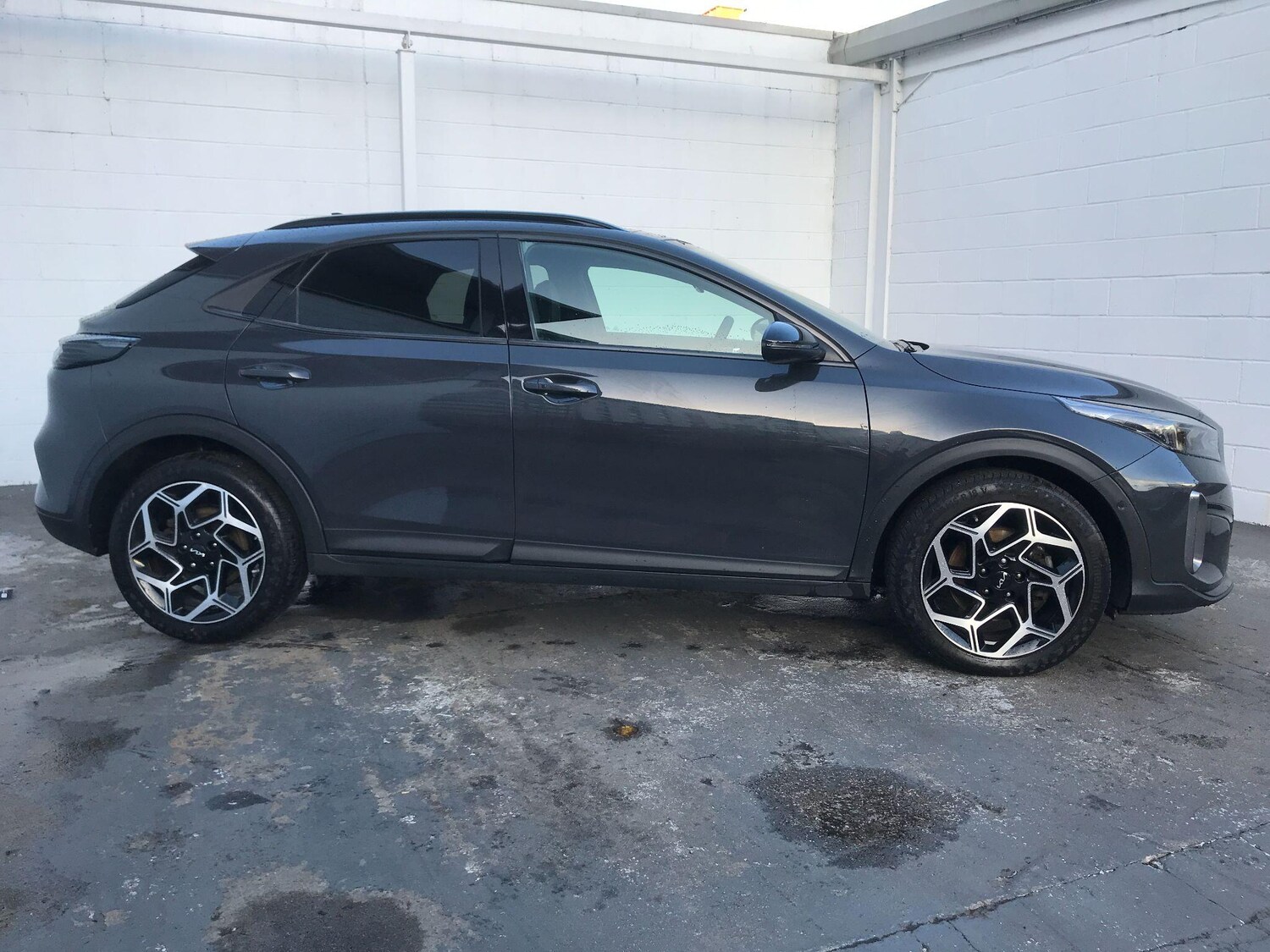 Used Kia XCeed 2023 for sale - 76676178: Photo 8