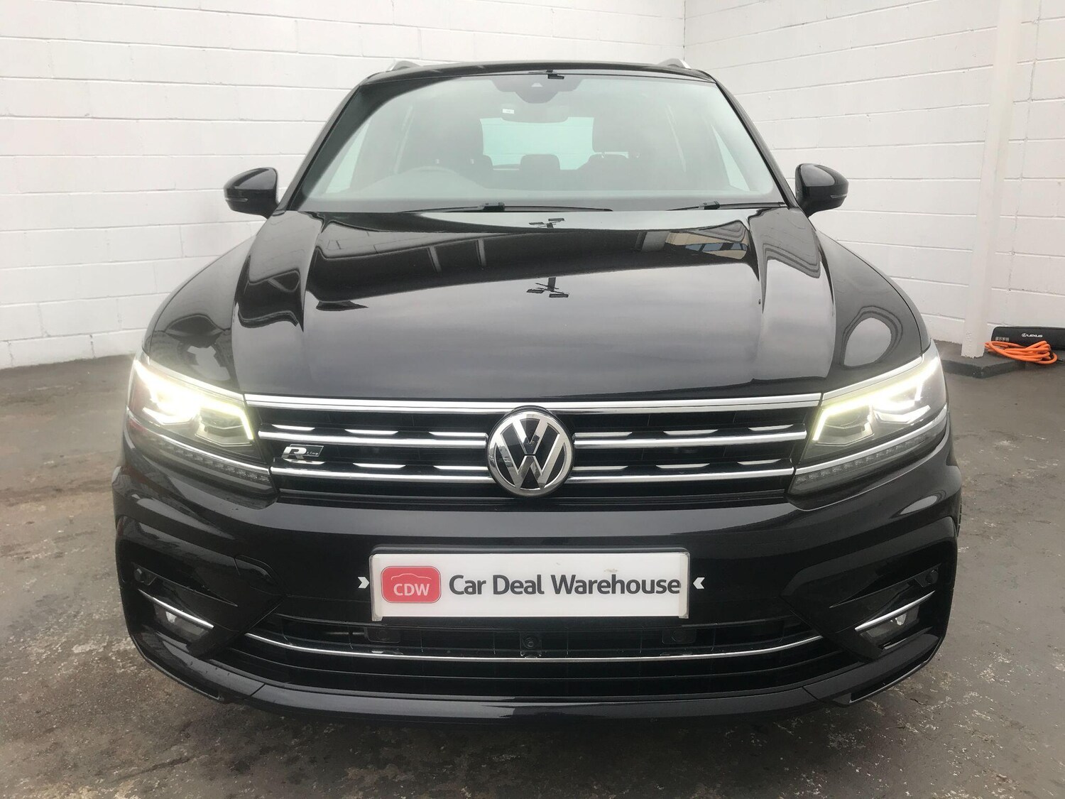 Used Volkswagen Tiguan 2019 for sale - 76673471: Photo 3