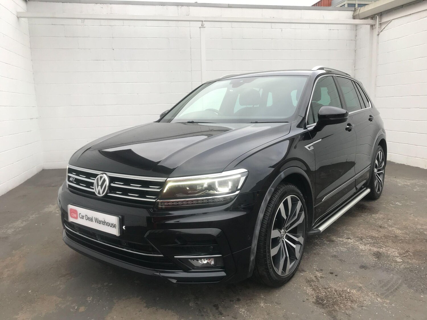 Used Volkswagen Tiguan 2019 for sale - 76673471: Photo 4