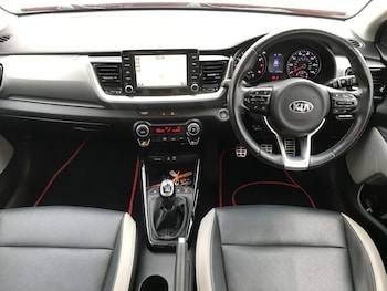 Used Kia Stonic 2019 for sale - 77729753: Photo