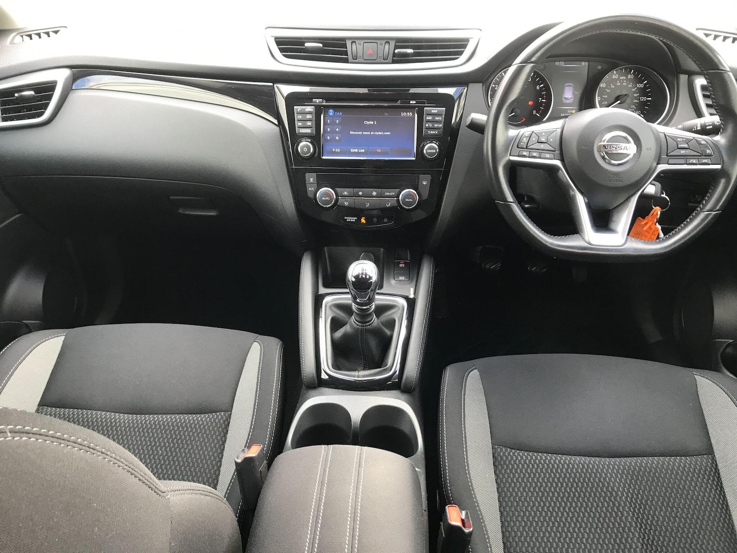 Used Nissan Qashqai 2018 for sale - 77901511: Photo 2