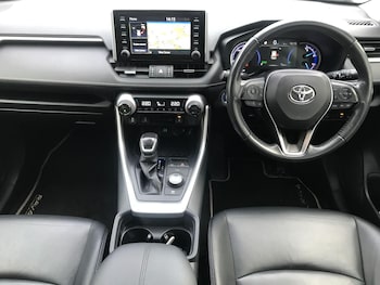Used Toyota RAV4 2019 for sale - 76762273: Photo