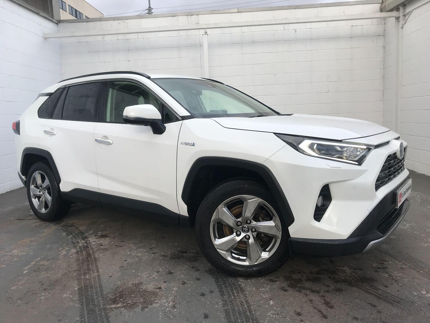 Used Toyota RAV4 2019 for sale - 76762273: Photo 7