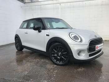 Used MINI Hatch 2019 for sale - 77650203: Photo