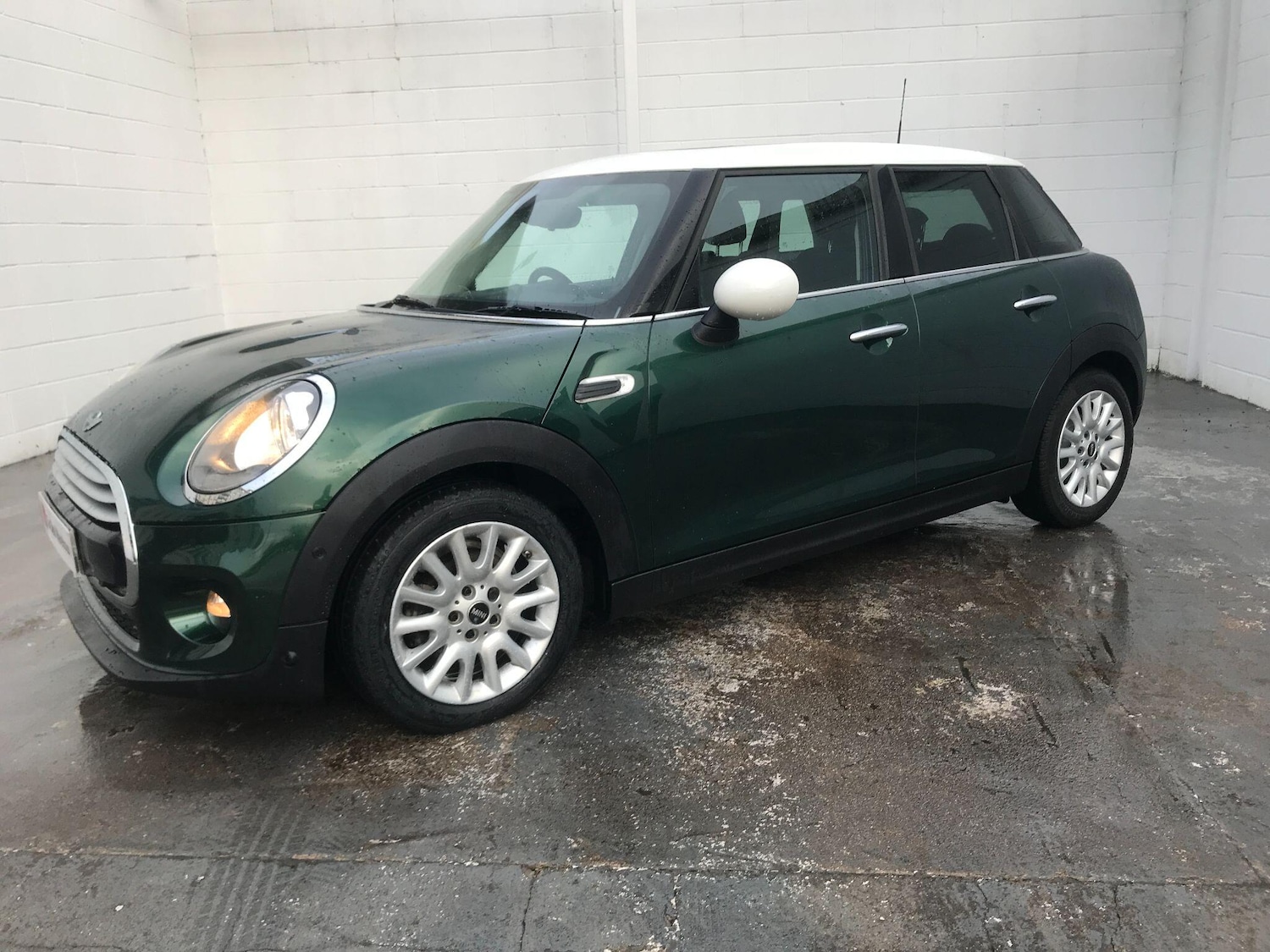 Used MINI Hatch 2015 for sale - 76945822: Photo 9