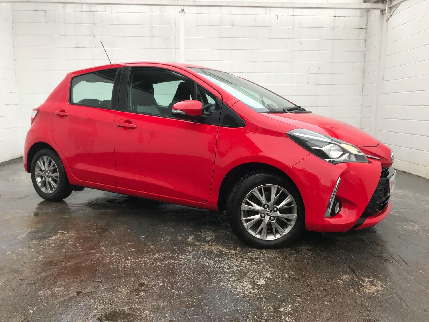 Used Toyota Yaris 2017 for sale - 77501706: Photo 7