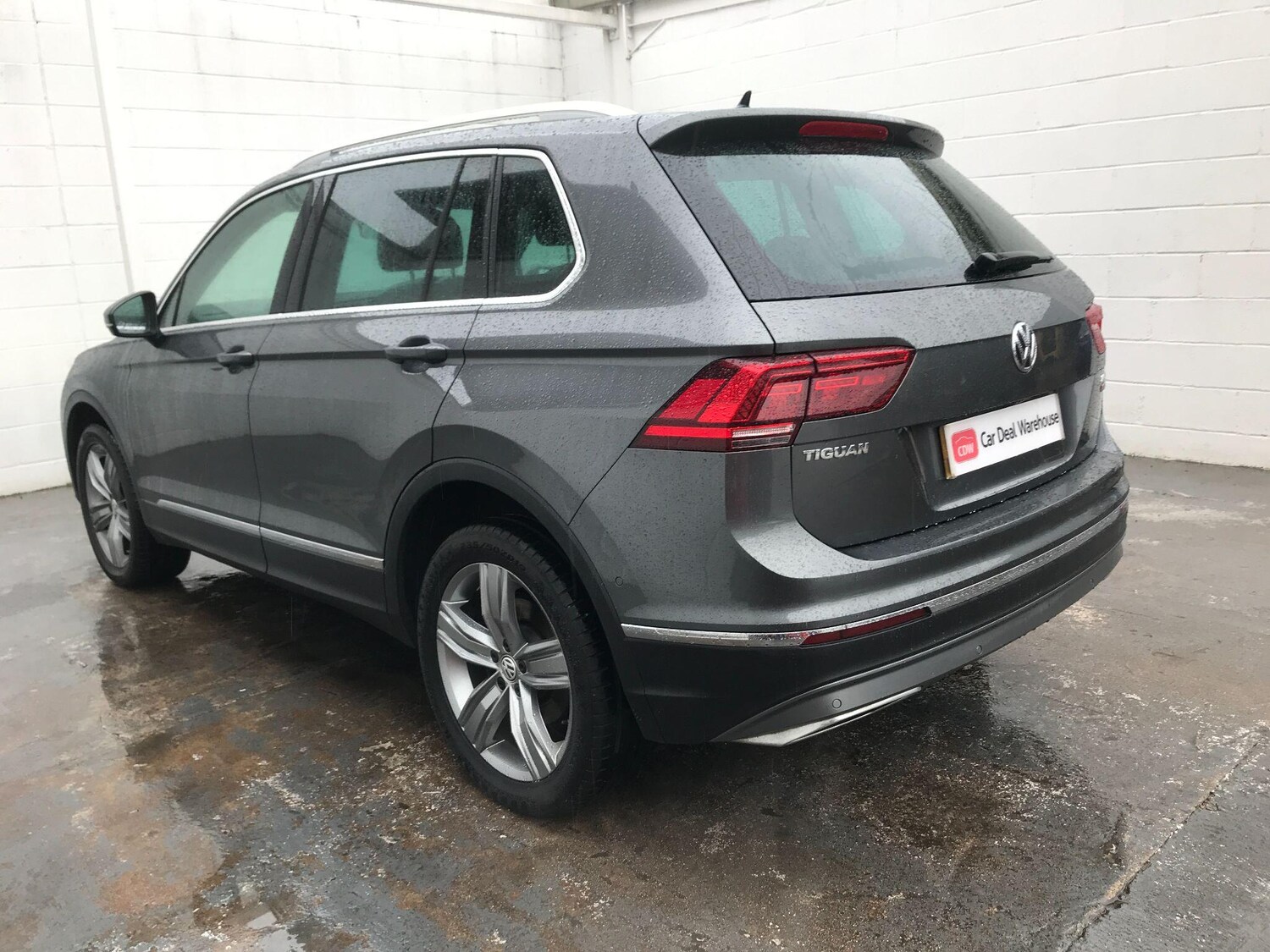 Used Volkswagen Tiguan 2017 for sale - 77528747: Photo 4