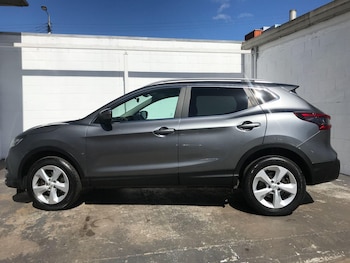 Used Nissan Qashqai 2017 for sale - 78352623: Photo