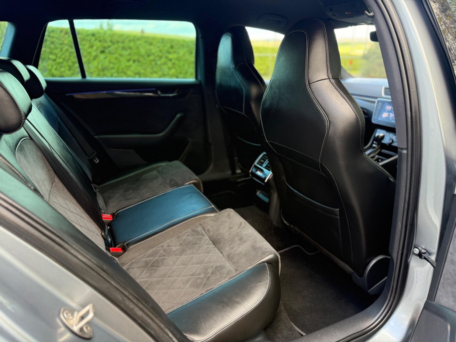 Used Skoda Superb 2017 for sale - 76995276: Photo 17