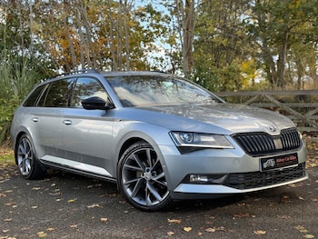 Used Skoda Superb 2017 for sale - 76995276: Photo