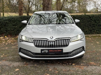 Used Skoda Superb 2021 for sale - 76597201: Photo