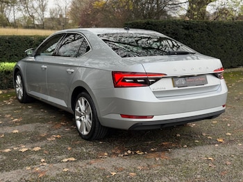 Used Skoda Superb 2021 for sale - 76597201: Photo