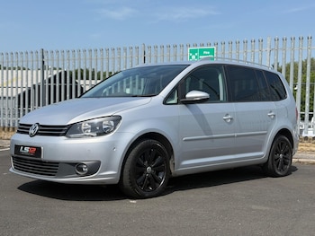 Used Volkswagen Touran 2014 for sale - 78601170: Photo