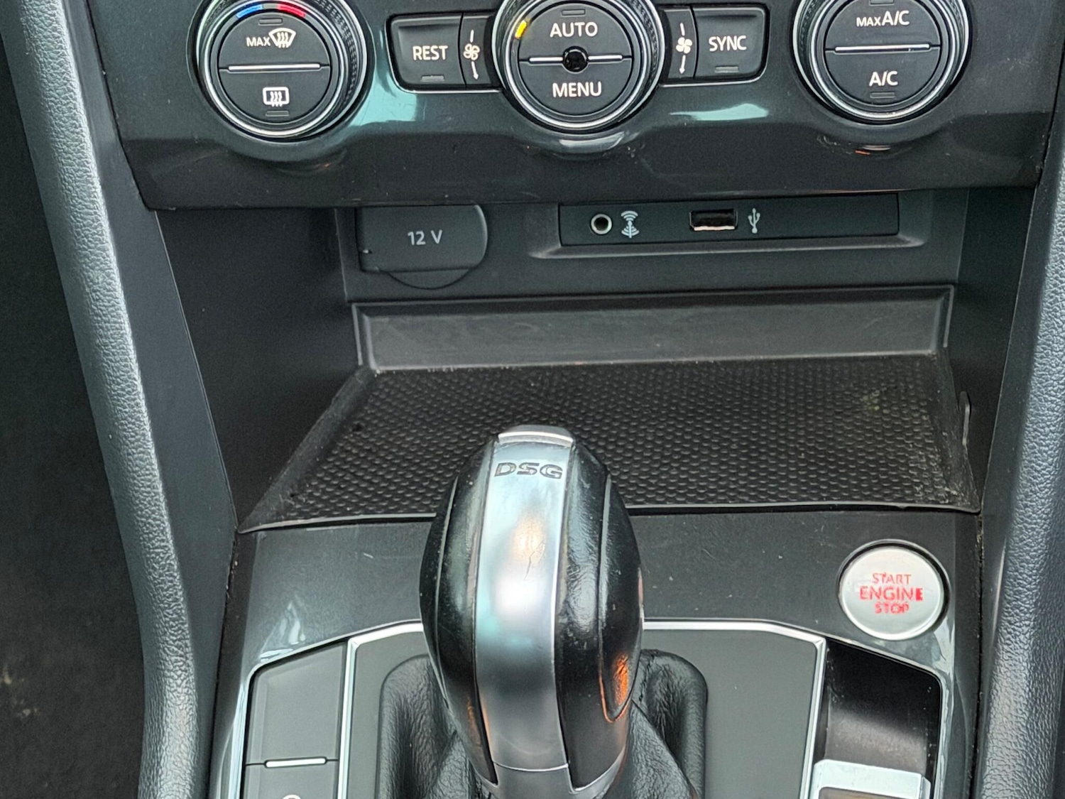 Used Volkswagen Tiguan 2016 for sale - 77029219: Photo 10