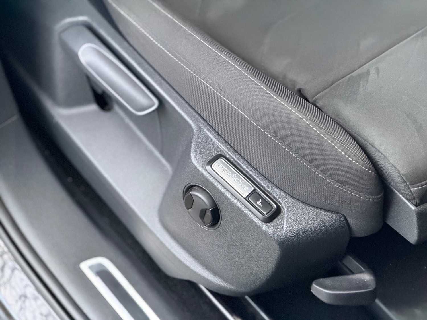 Used Volkswagen Tiguan 2016 for sale - 77029219: Photo 29