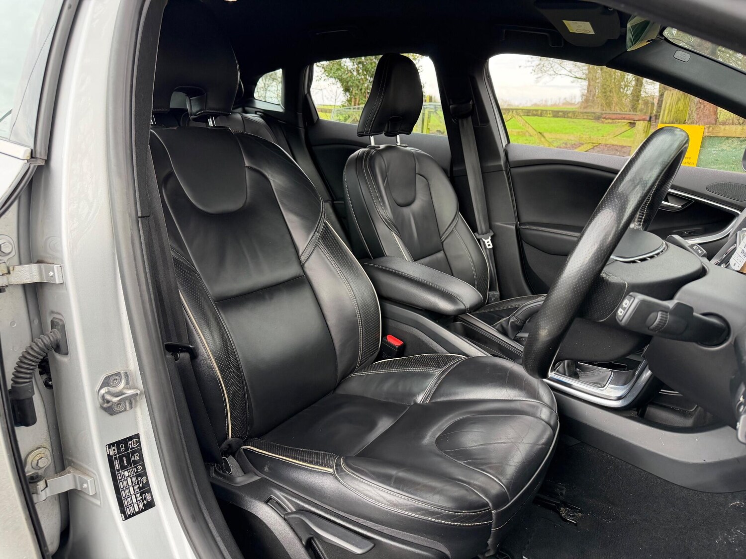 Used Volvo V40 for sale - 77484275: Photo 16