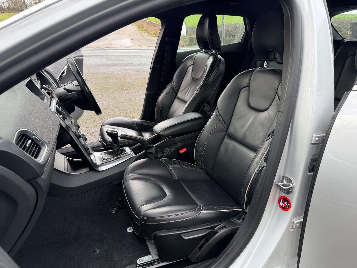 Used Volvo V40 for sale - 77484275: Photo 27