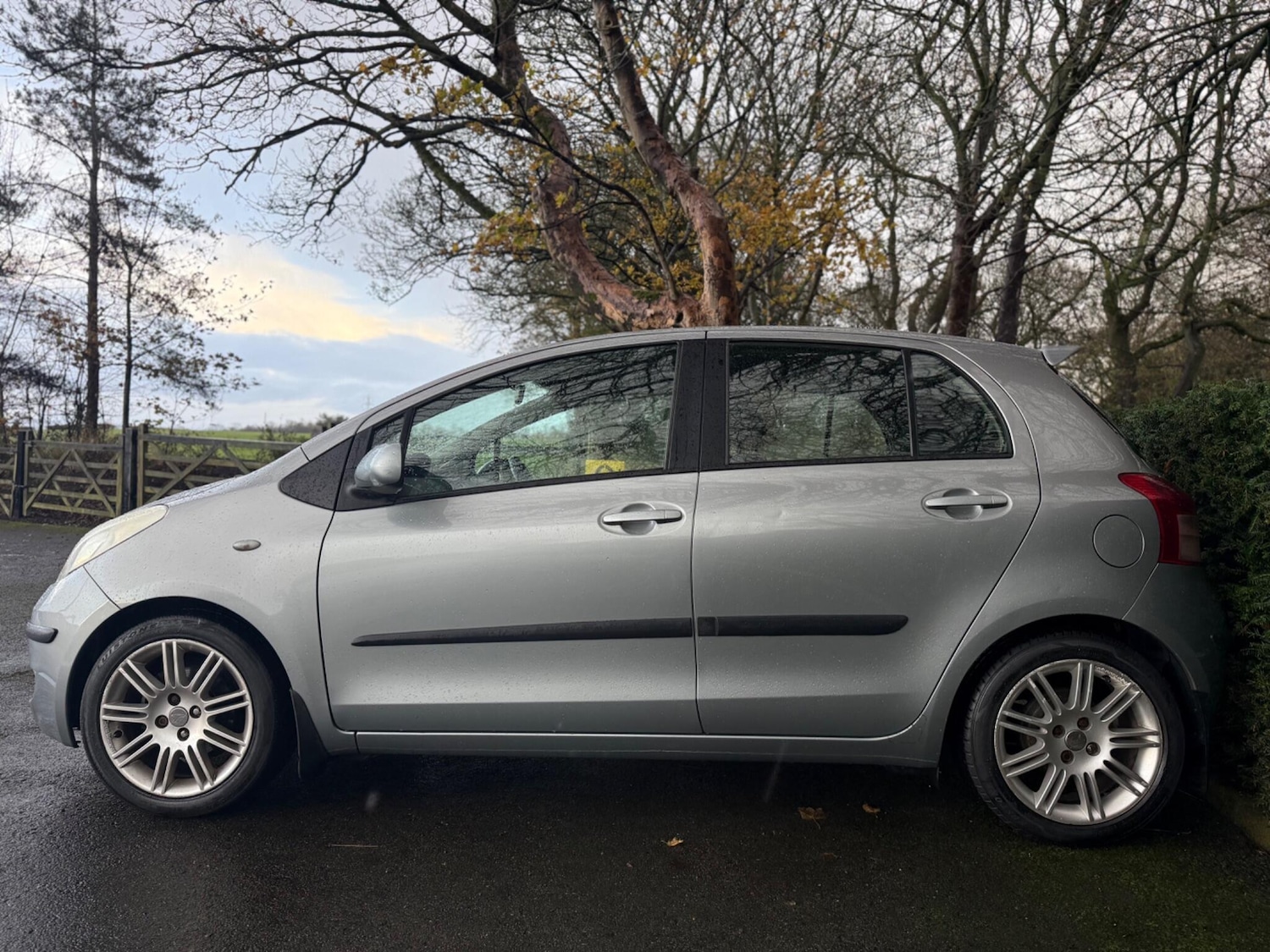 Used Toyota Yaris 2008 for sale - 76634038: Photo 5