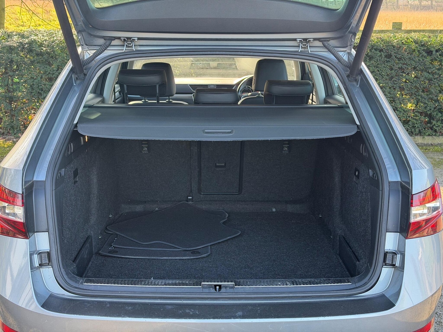 Used Skoda Superb 2018 for sale - 77753418: Photo 21