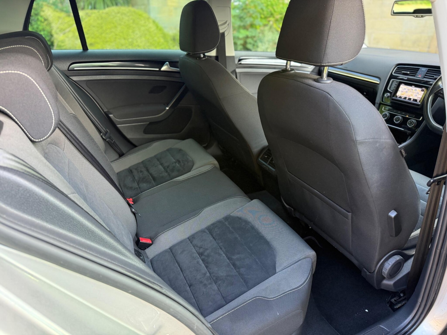 Used Volkswagen Golf 2014 for sale - 76989281: Photo 16