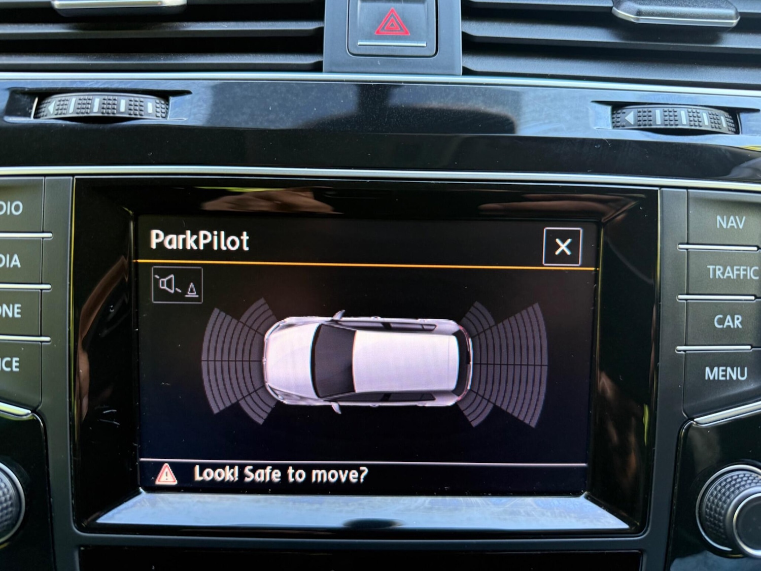 Used Volkswagen Golf 2014 for sale - 76989281: Photo 24