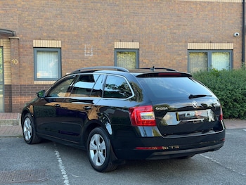 Used Skoda Octavia 2018 for sale - 78759482: Photo