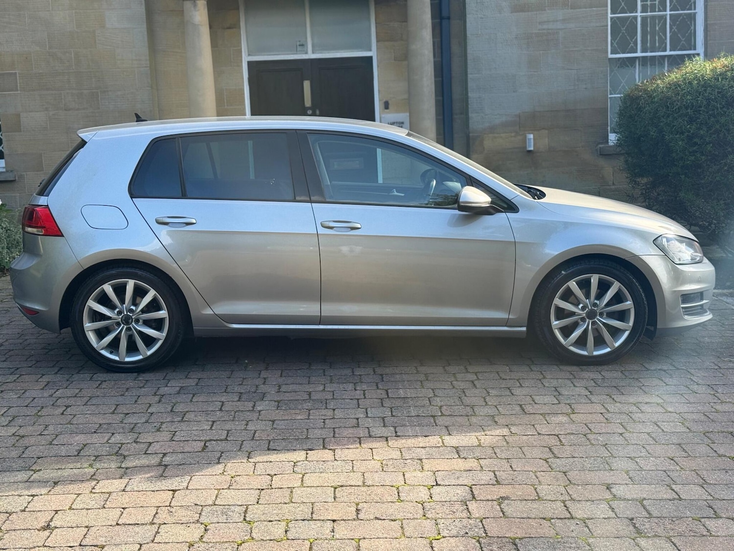 Used Volkswagen Golf 2014 for sale - 76121983: Photo 7